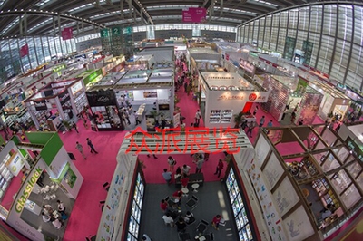 礼品展展台搭建顶部图
